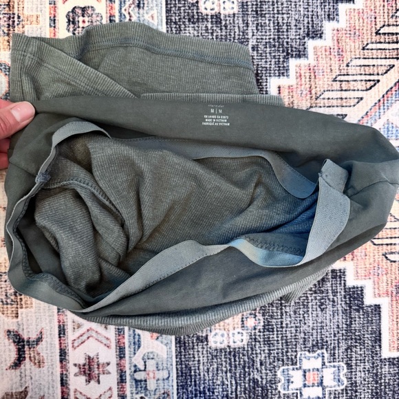 Aerie Sage Green Ribbed Tube Top Sleeveless Shirt Women’s Size Medium - Picture 6 of 10